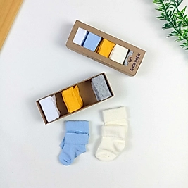 5 Parça Kutulu Yenidoğan Çorap Seti
